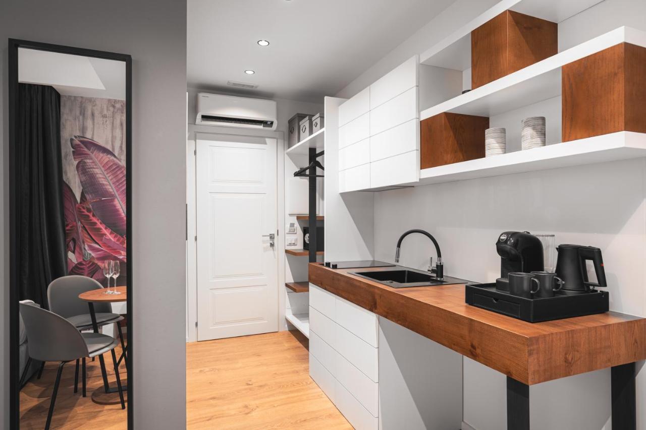 Residenze Chamur- Grattacielo ปาแลร์โม ภายนอก รูปภาพ